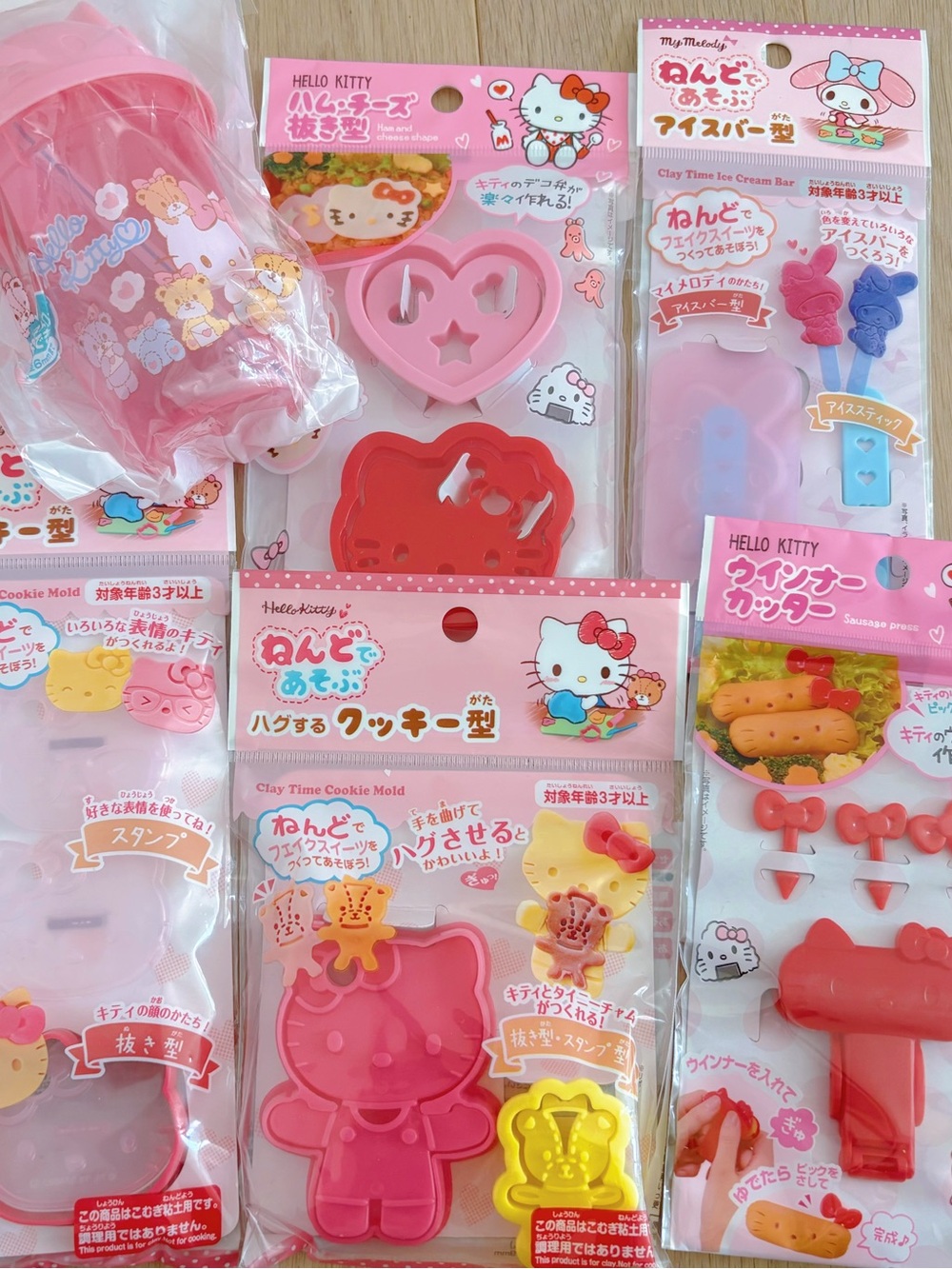 Sanrio Hello Kitty bunto Cookie & Mold Set